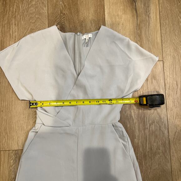 LEITH Women's Surplice Wide Leg Crop Jumpsuit Size XS In Light Gray - Picture 5 of 11